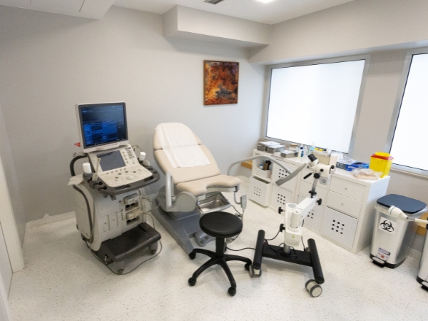 consultório de ginecologia X-Clinic